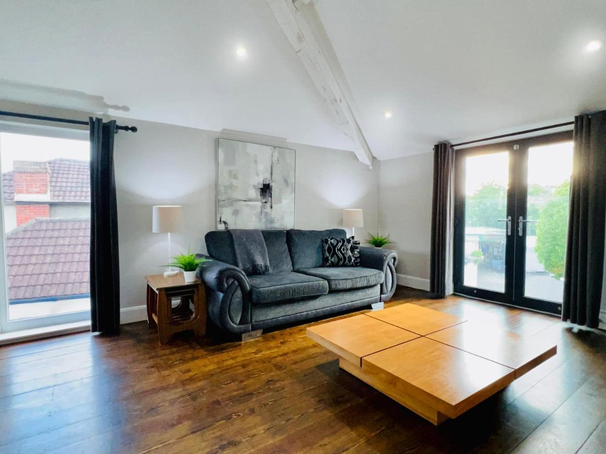 Smart-Home In Original Victorian Building Bristol Exteriör bild