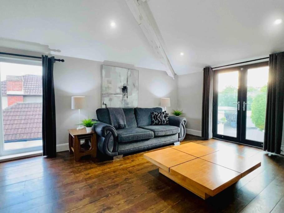 Smart-Home In Original Victorian Building Bristol Exteriör bild